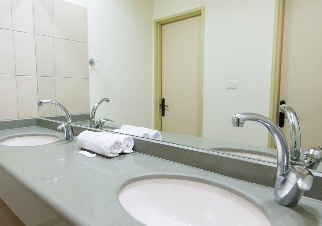 Hi - Arad Hostel Екстер'єр фото