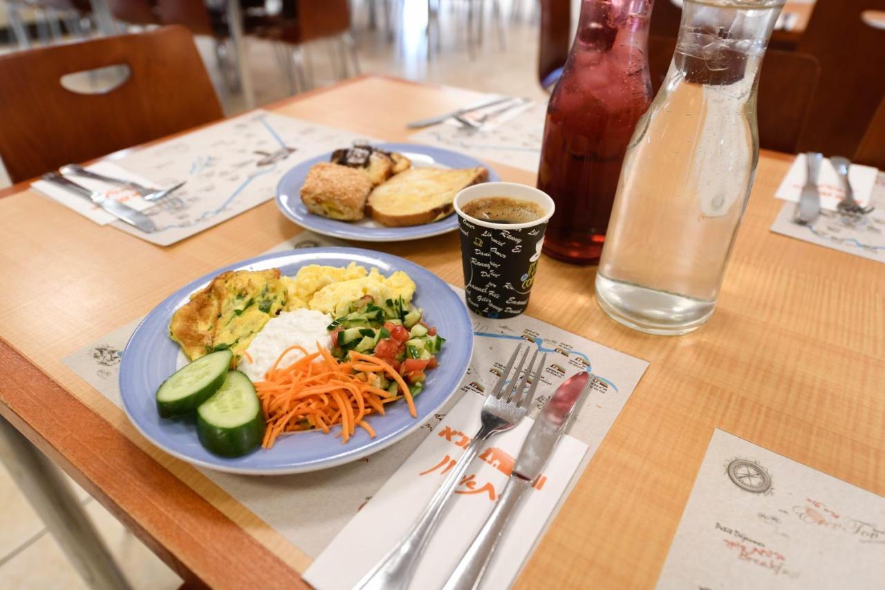 Hi - Arad Hostel Екстер'єр фото