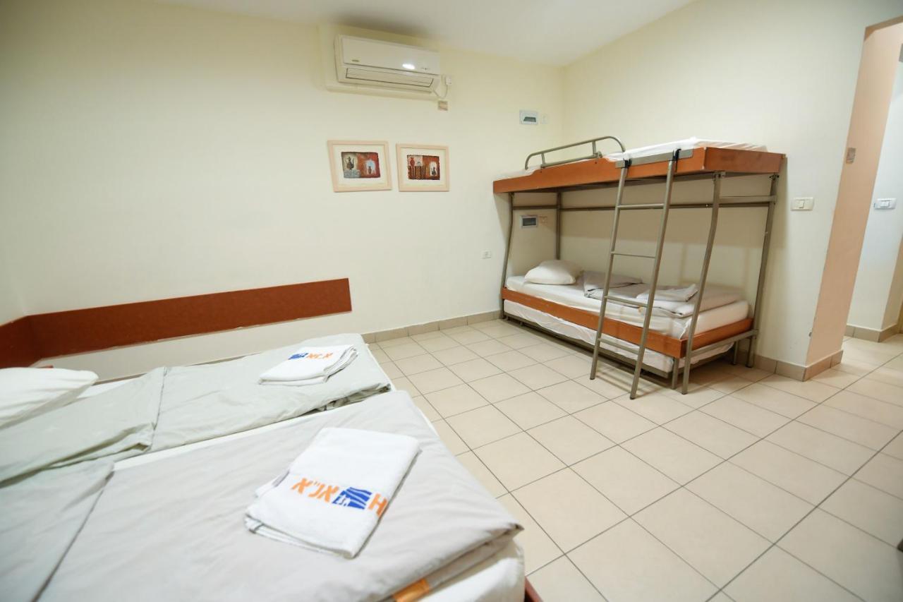 Hi - Arad Hostel Екстер'єр фото