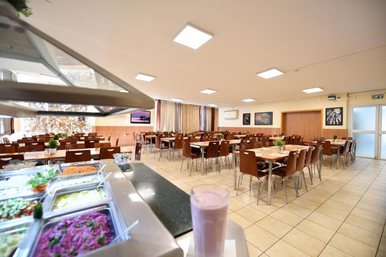 Hi - Arad Hostel Екстер'єр фото